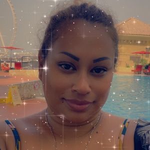 Meet your Posher, Reyna